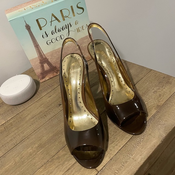 BCBG brown heels size 8.5 - Picture 1 of 5